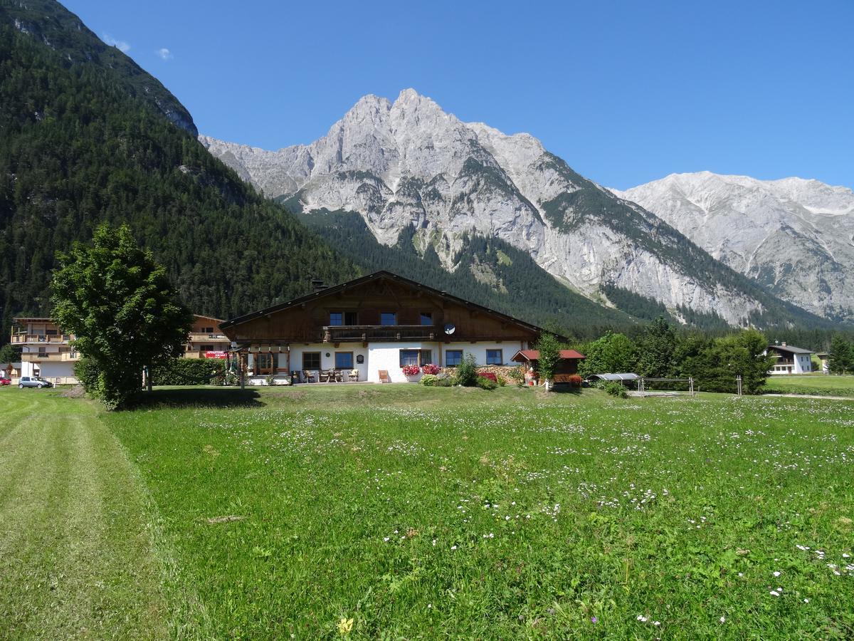 Landhaus Lindl - Ein Ruhiges Platzl Zum Wohlfuehlen Leutasch Εξωτερικό φωτογραφία